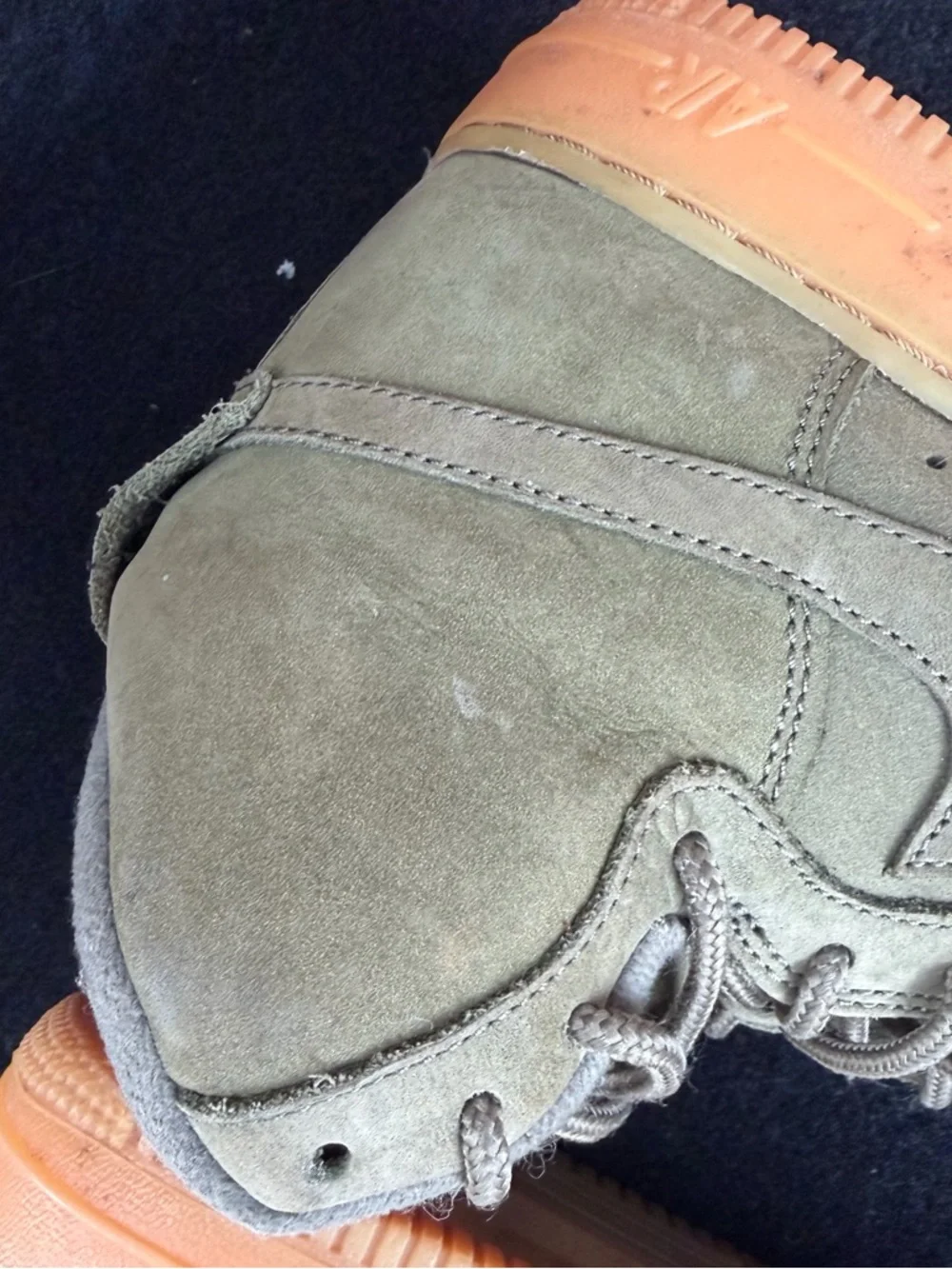 NIKE AIR FORCE 1 HIGH WB GS 922066-202 Youth Size 6 Olive Green